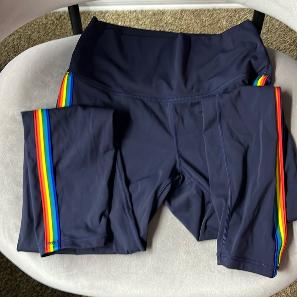 Zyia pride leggings size small